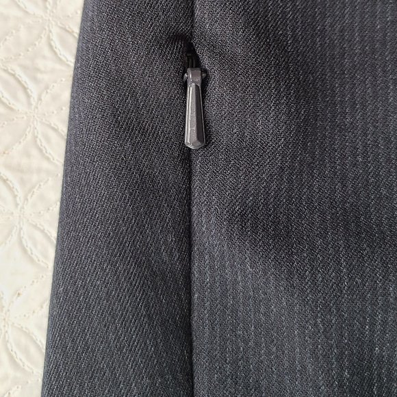 Dress - Picture 5 of 11